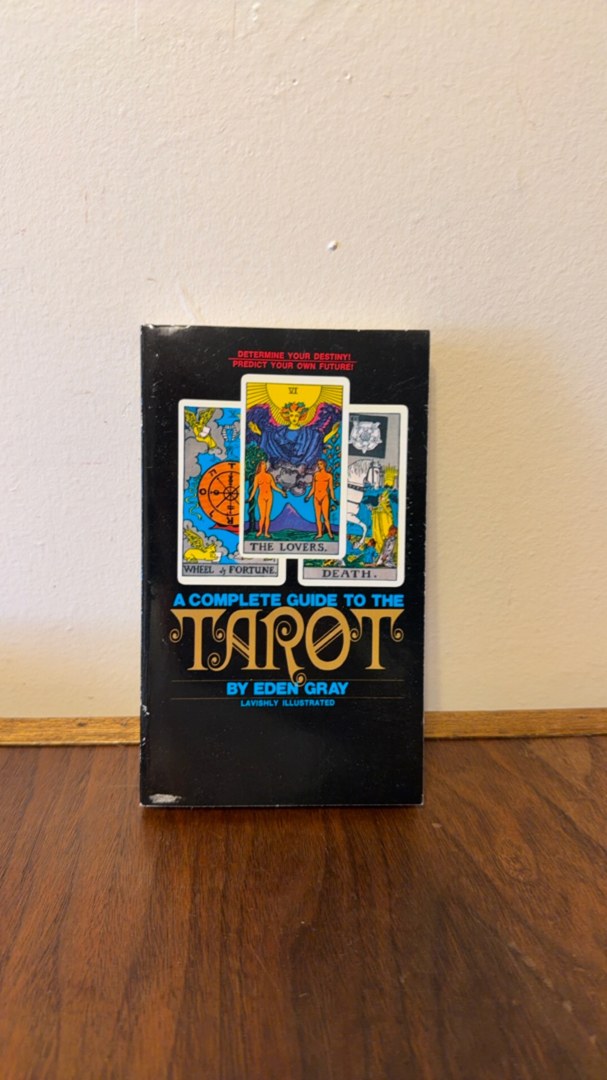 The Complete Guide to the Tarot