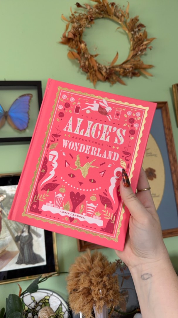Alice's Adventures in Wonderland &, Through the Looking-glass : and what Alice Found There
