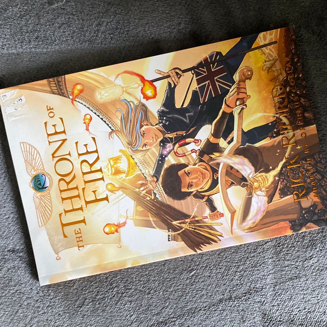 Kane Chronicles, the, Book Two the Throne of Fire: the Graphic Novel (the Kane Chronicles, Book Two)