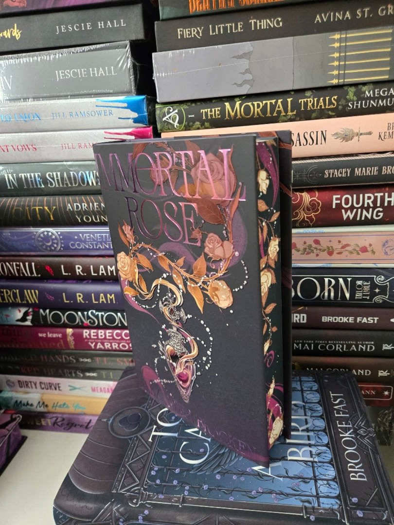 Fairyloot exclusive  Rose (Deluxe Limited Edition)