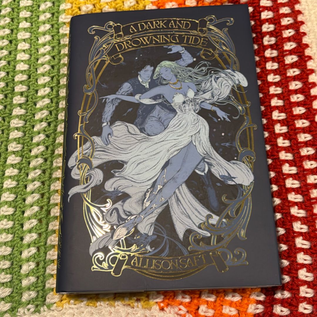 A Dark and Drowning Tide Illumicrate edition