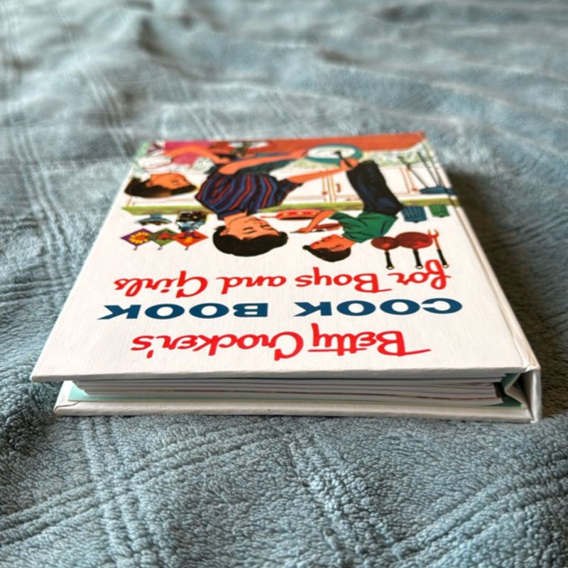 Betty Crocker's Cook Book for Boys and Girls, Facsimile Edition