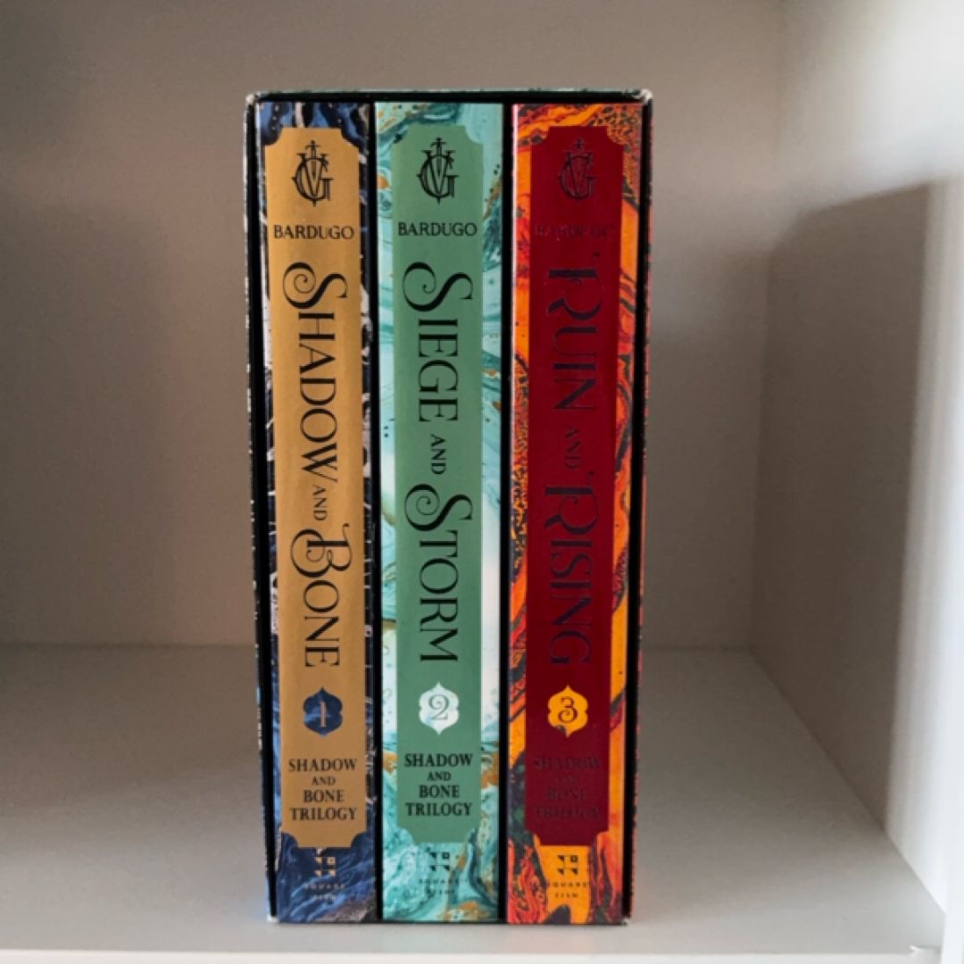 The Shadow and Bone Trilogy Boxed Set