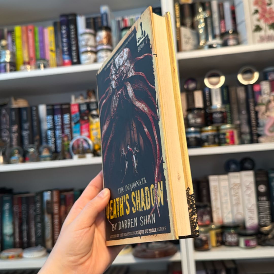 Death's Shadow by Darren Shan
