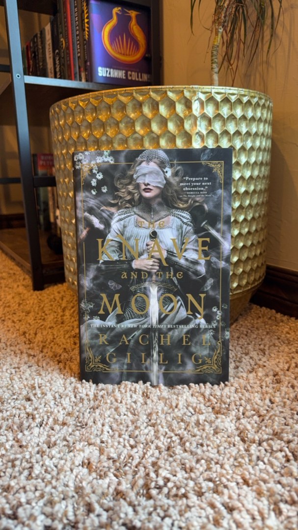 The Knave and the Moon