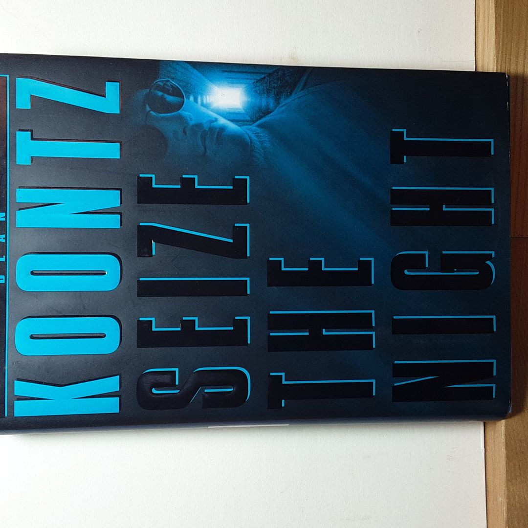 (First Edition) Seize the Night