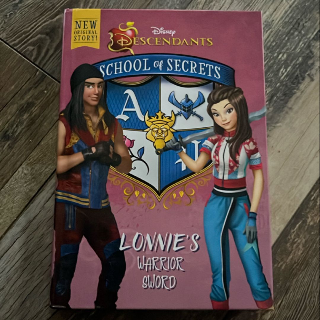 School of Secrets: Lonnie's Warrior Sword (Disney Descendants)