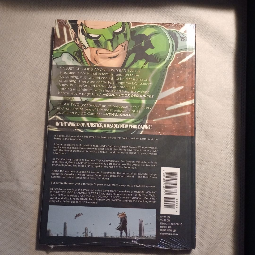 Injustice: Gods among Us: Year Two Vol. 1