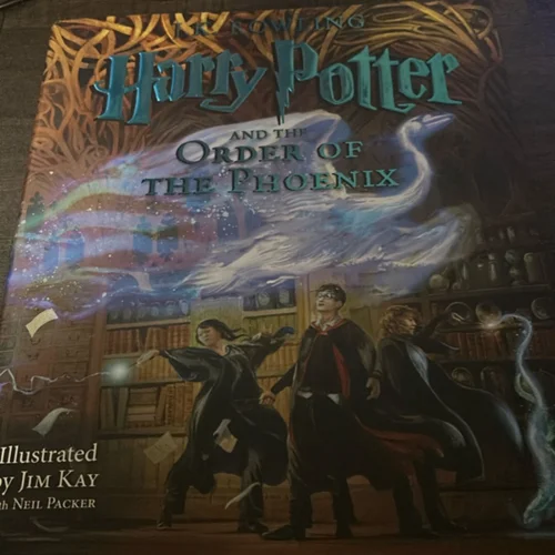 Harry Potter and the Order of the Phoenix: the Illustrated Edition (Harry Potter, Book 5) (Illustrated Edition)