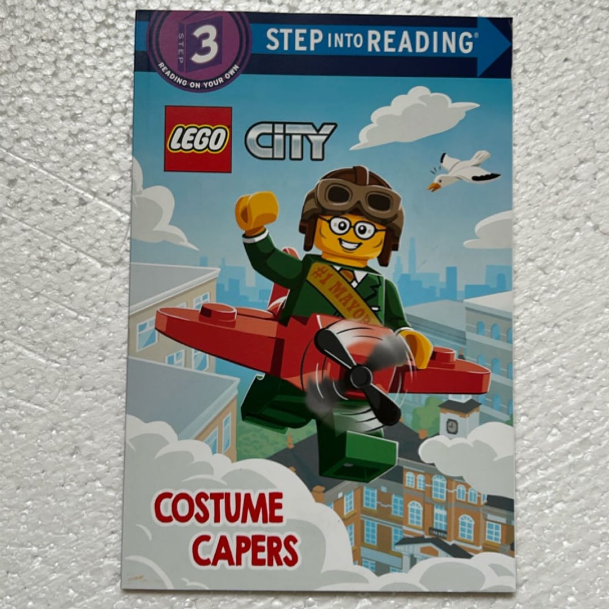 Costume Capers (LEGO City) by Steve Foxe