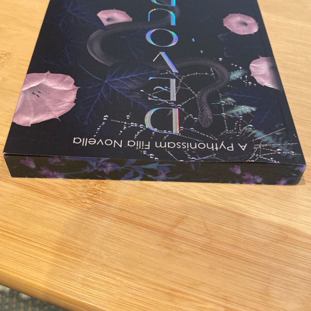 Devoured (Deluxe Edition)(Signed + Art Cards) | PangoBooks