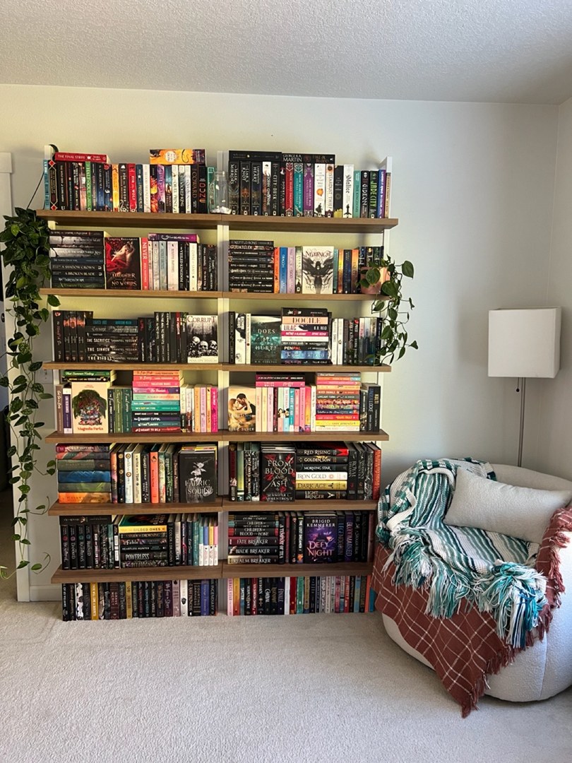Megan’s Corner📚☕️