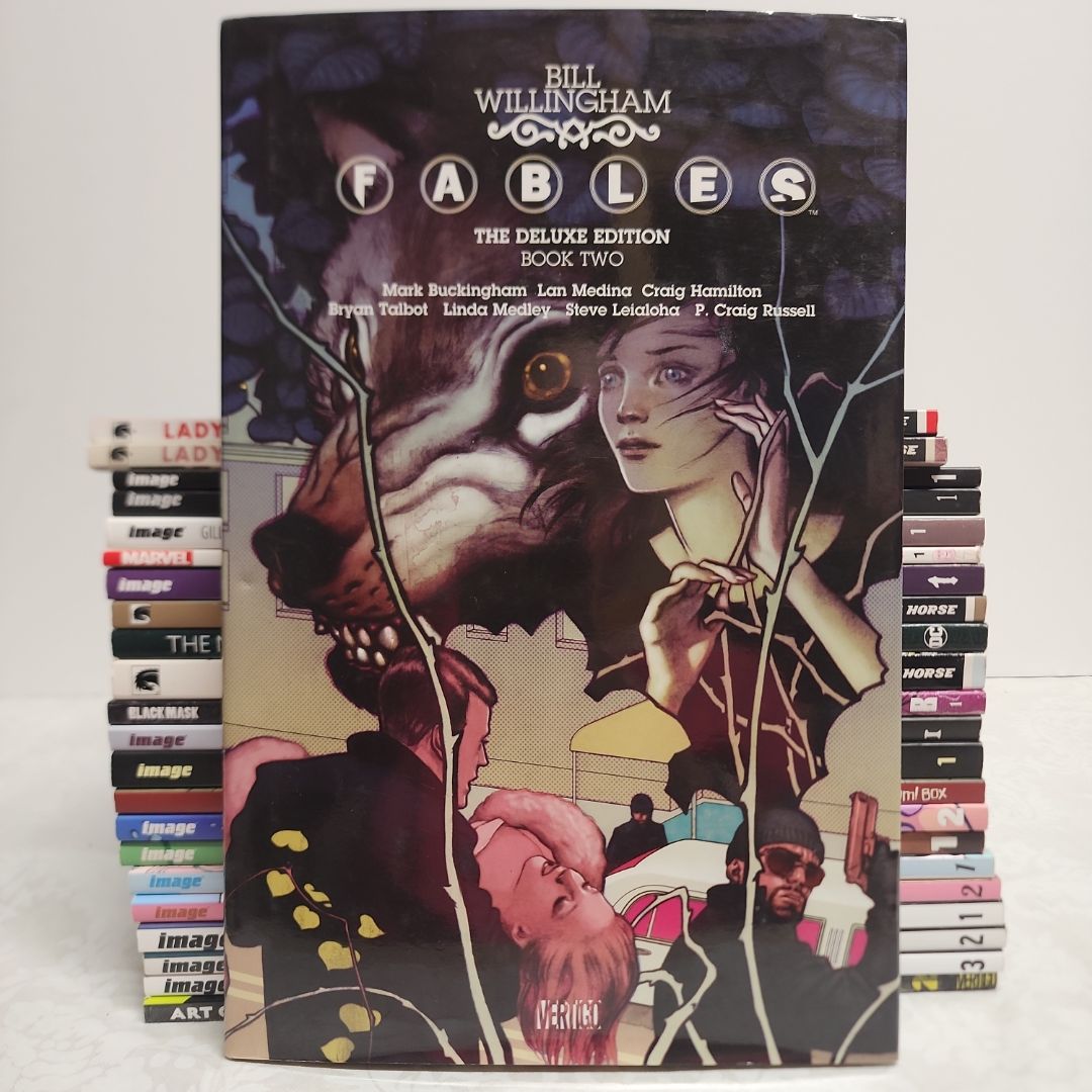 Fables: the Deluxe Edition Book Two