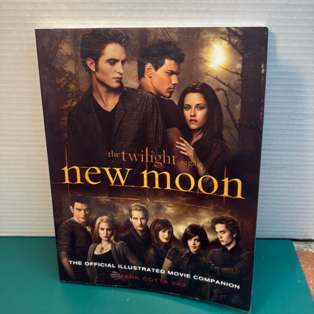Twilight new  moon illustrated movie book 