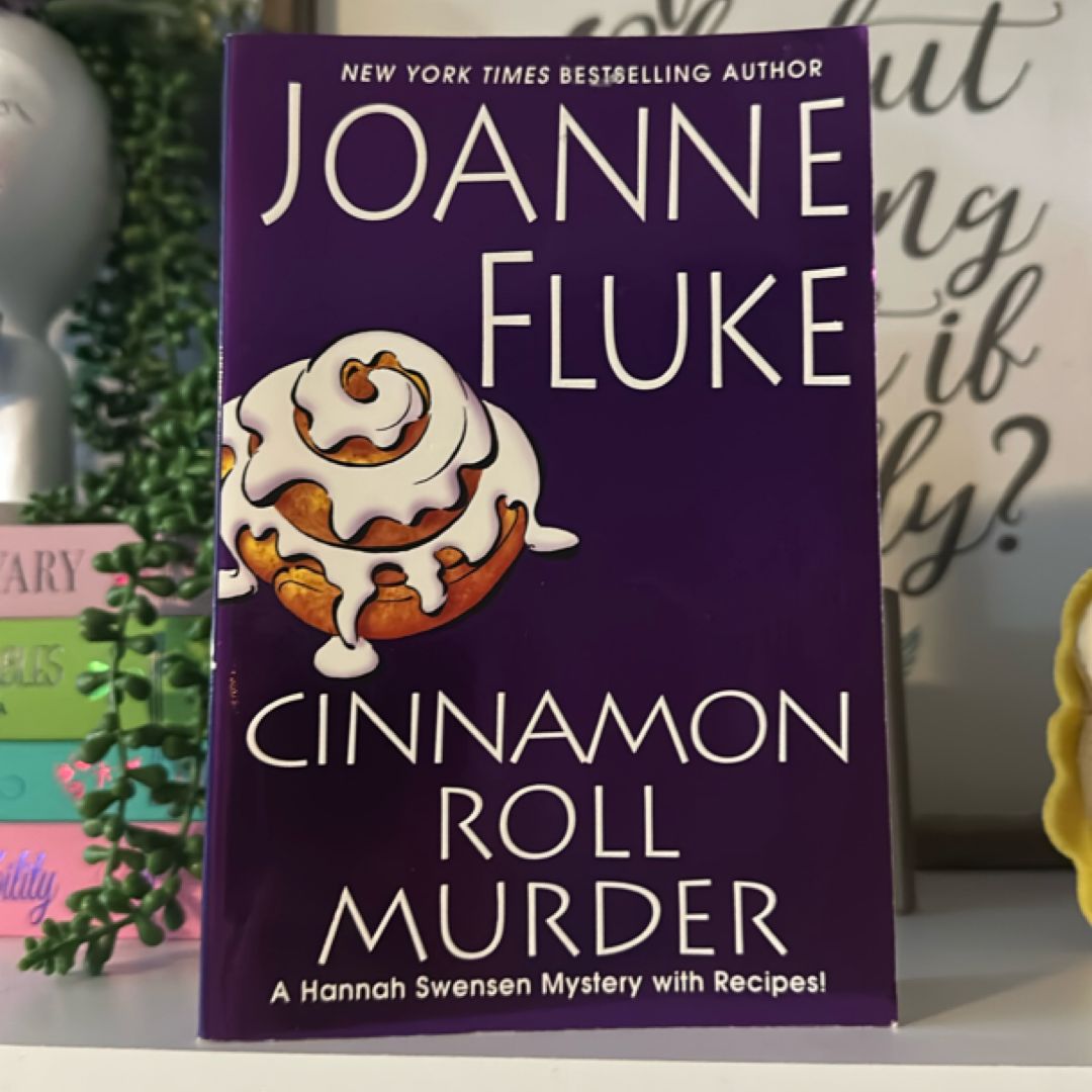 Cinnamon Roll Murder