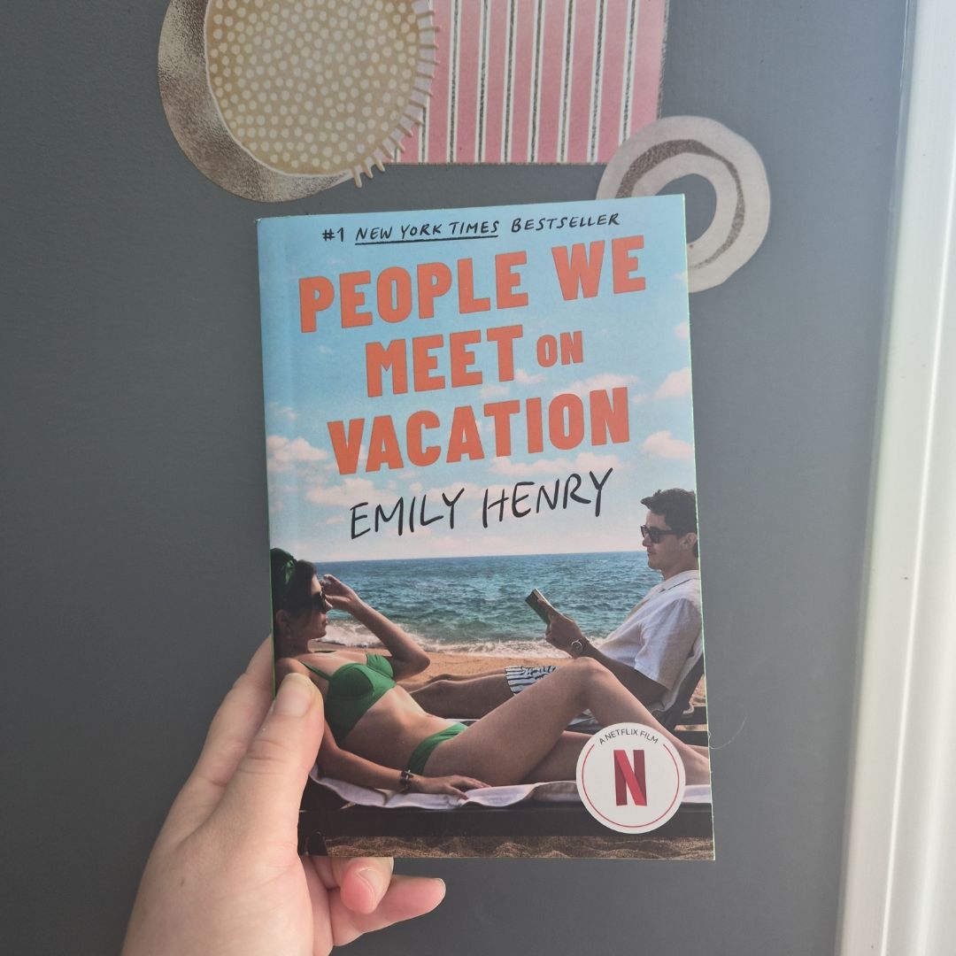 People We Meet on Vacation: Collector's Edition (Netflix Tie-In)