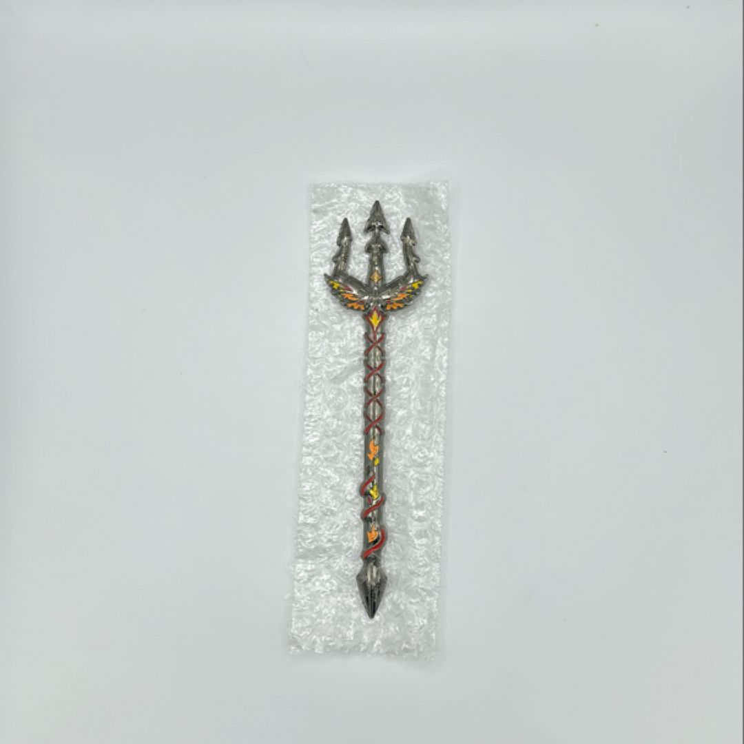 The Poppy War Trident Replica (Illumicrate)