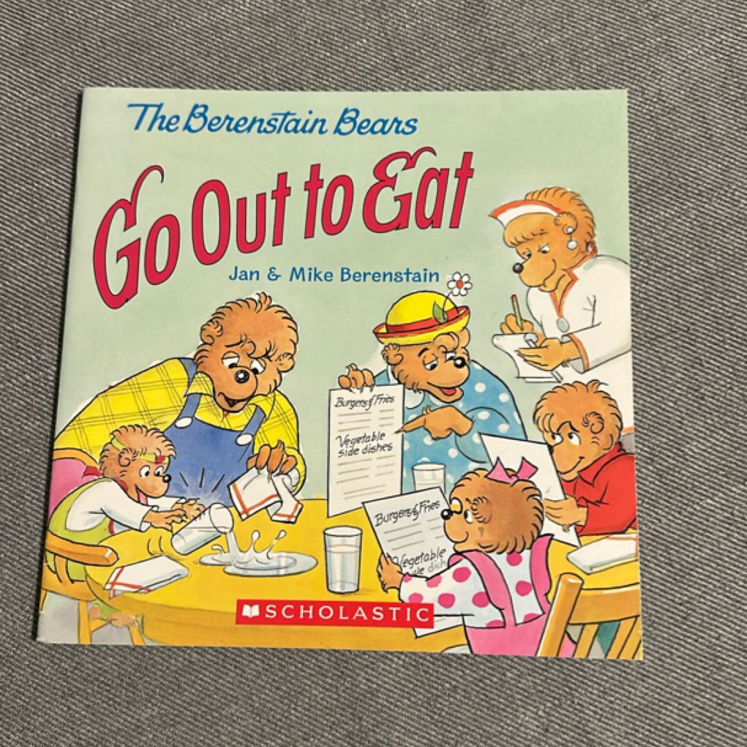 The Berenstain Bears Go Out to Eat