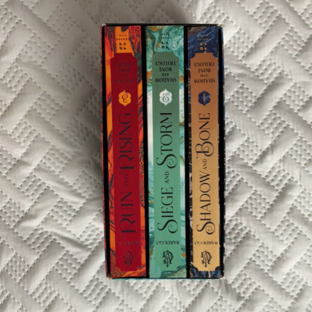 The Shadow and Bone Trilogy Boxed Set