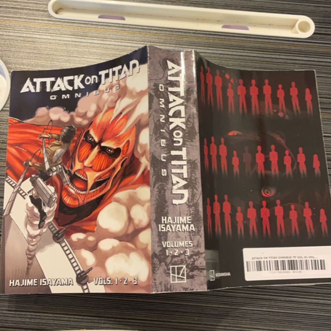 Attack on Titan Omnibus 3 (Vol. 7-9)