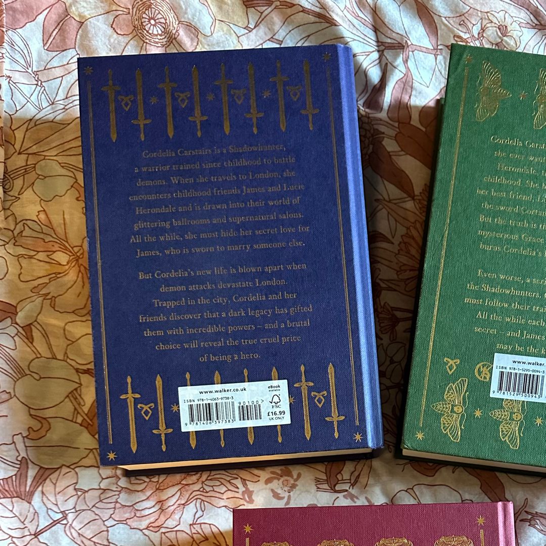 The Last Hours Series by Cassandra Clare Waterstones Edition