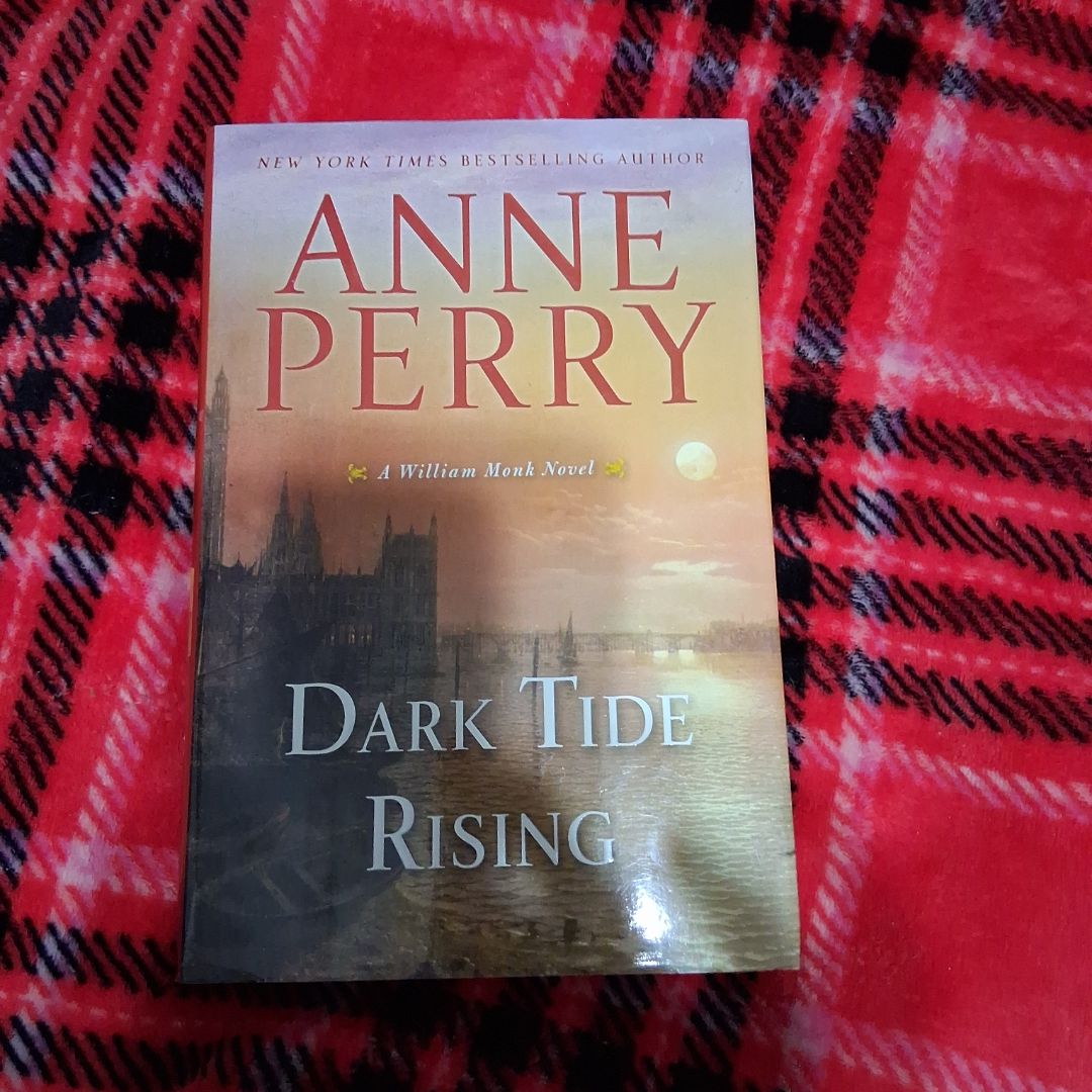 Dark Tide Rising