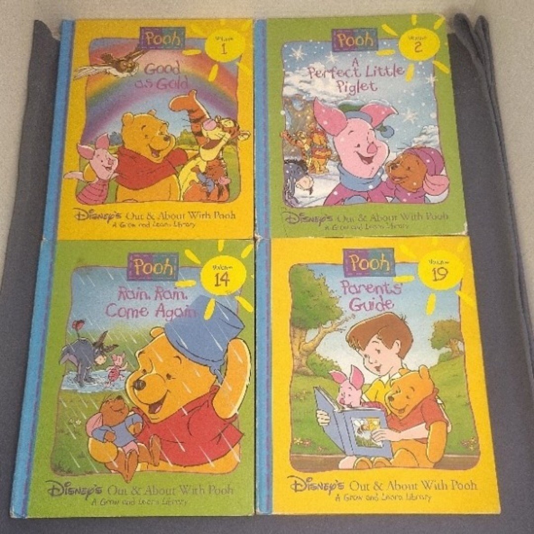 Disney Out & About With Pooh 4 Book Lot Vintage 1996 Grow Learn Library