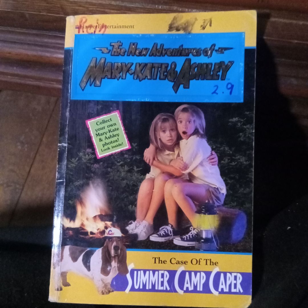 New Adventures of Mary-Kate and Ashley #11 the Case of the Summer Camp Caper