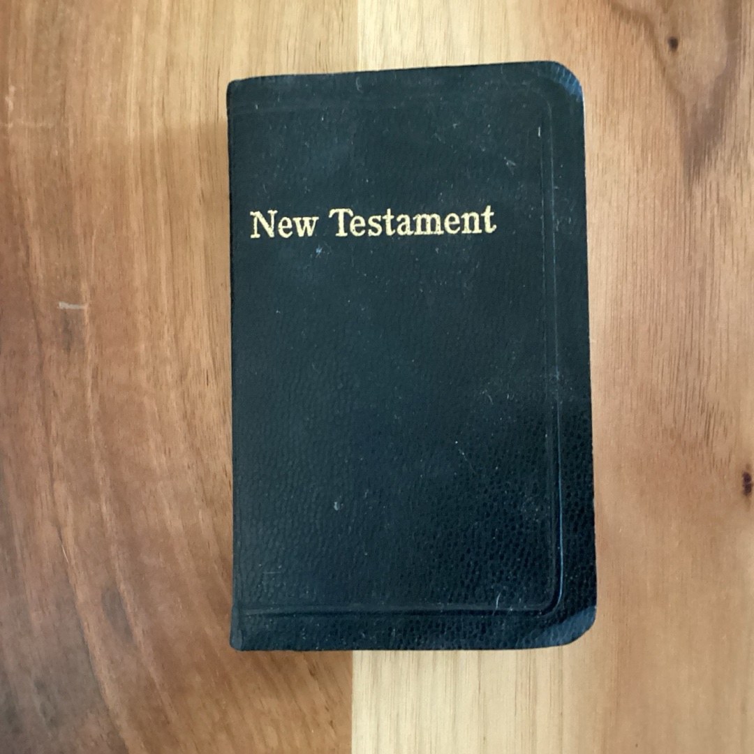 Vintage 1961 New Testament Pocket Sized Bible