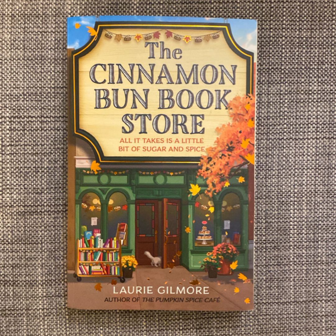 The Cinnamon Bun Book Store (Dream Harbor, Book 2)