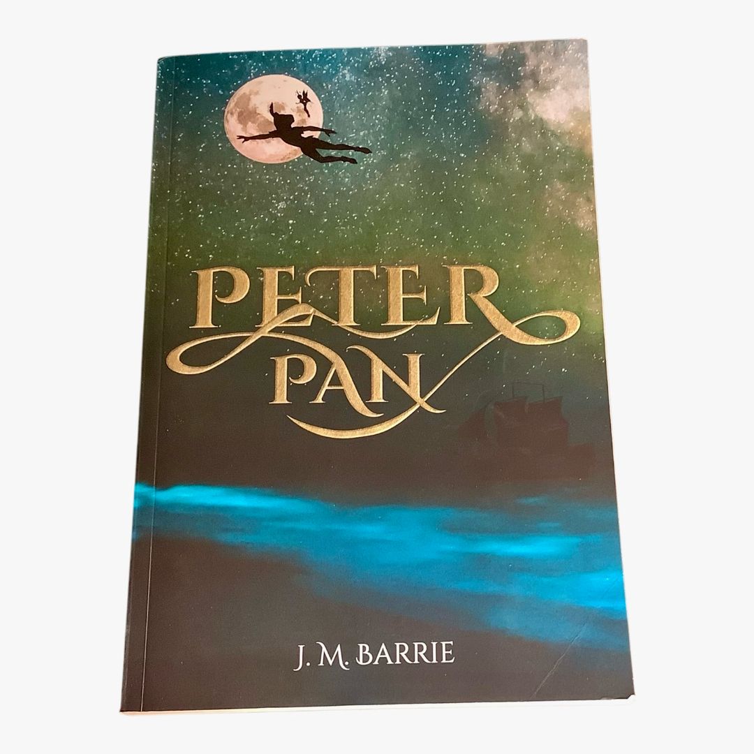 Peter Pan (Illustrated)