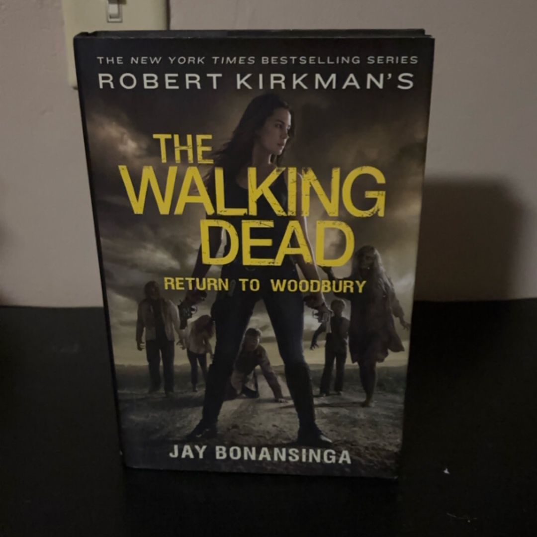 Robert Kirkman's the Walking Dead: Return to Woodbury