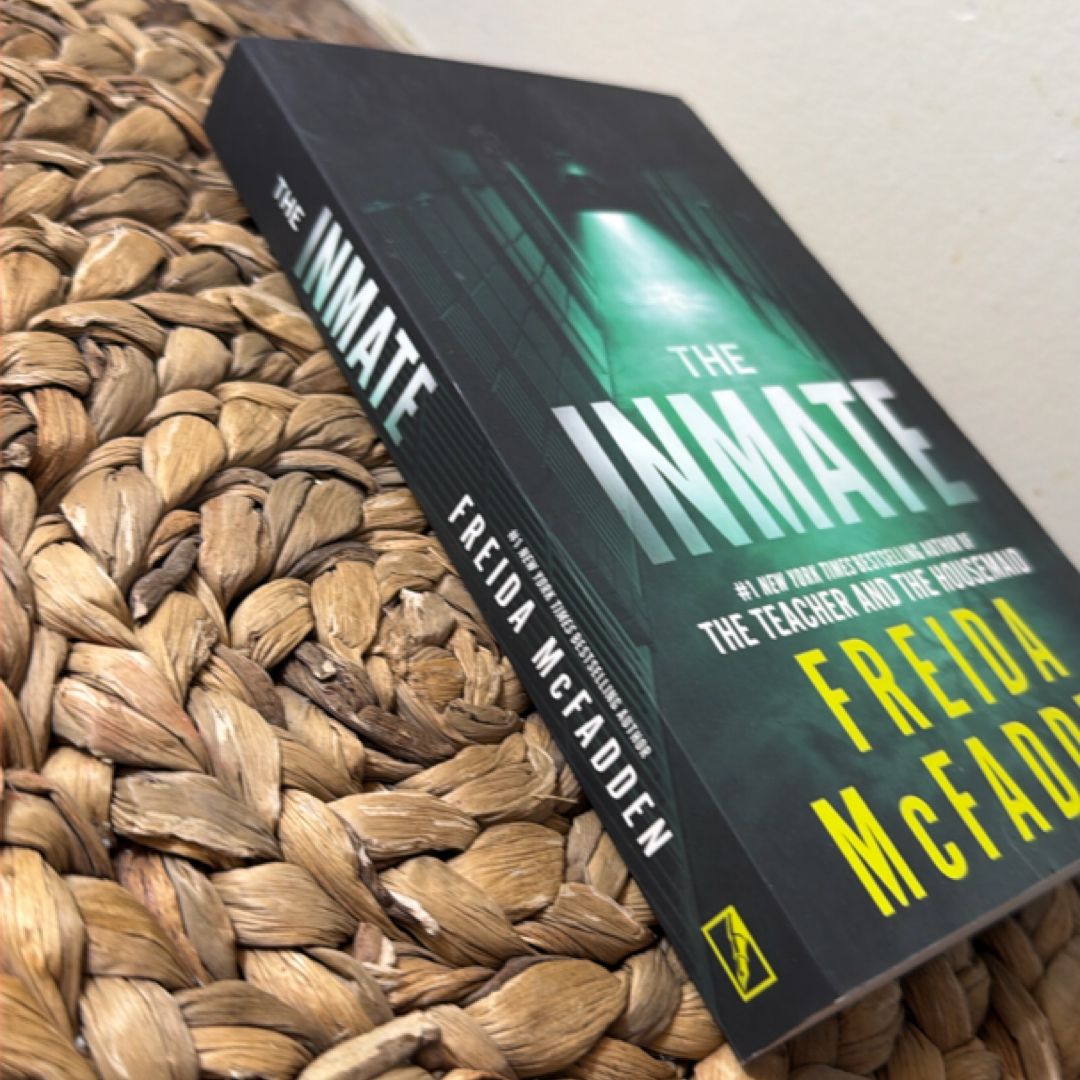 The Inmate by Freida McFadden, Paperback | Pangobooks