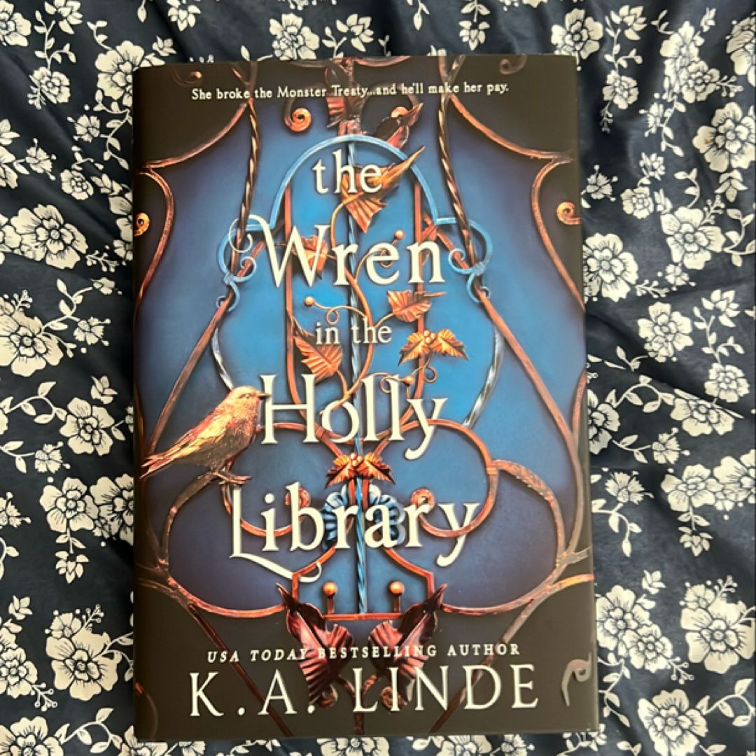 The Wren in the Holly Library (Deluxe Limited Edition)