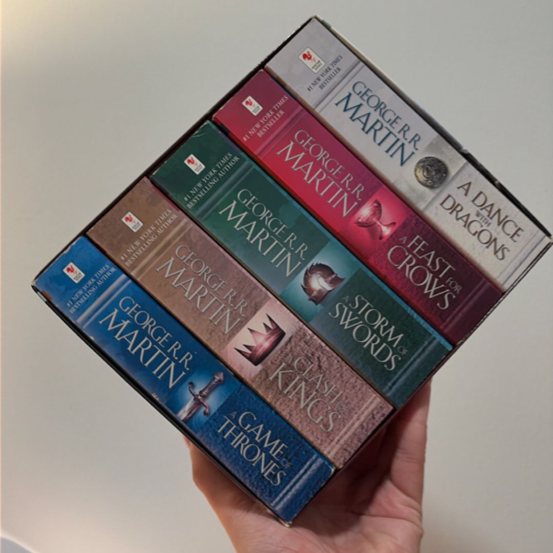 George R. R. Martin's a Game of Thrones 5-Book Boxed Set (Song of Ice and Fire Series)