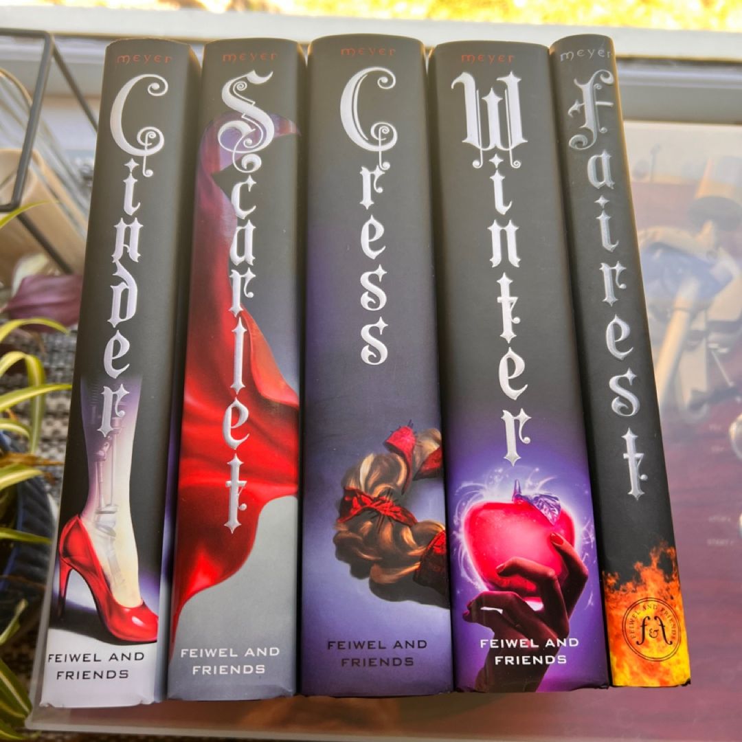 The Lunar Chronicles Cinder, Scarlet, Cress, Fairest, Winter