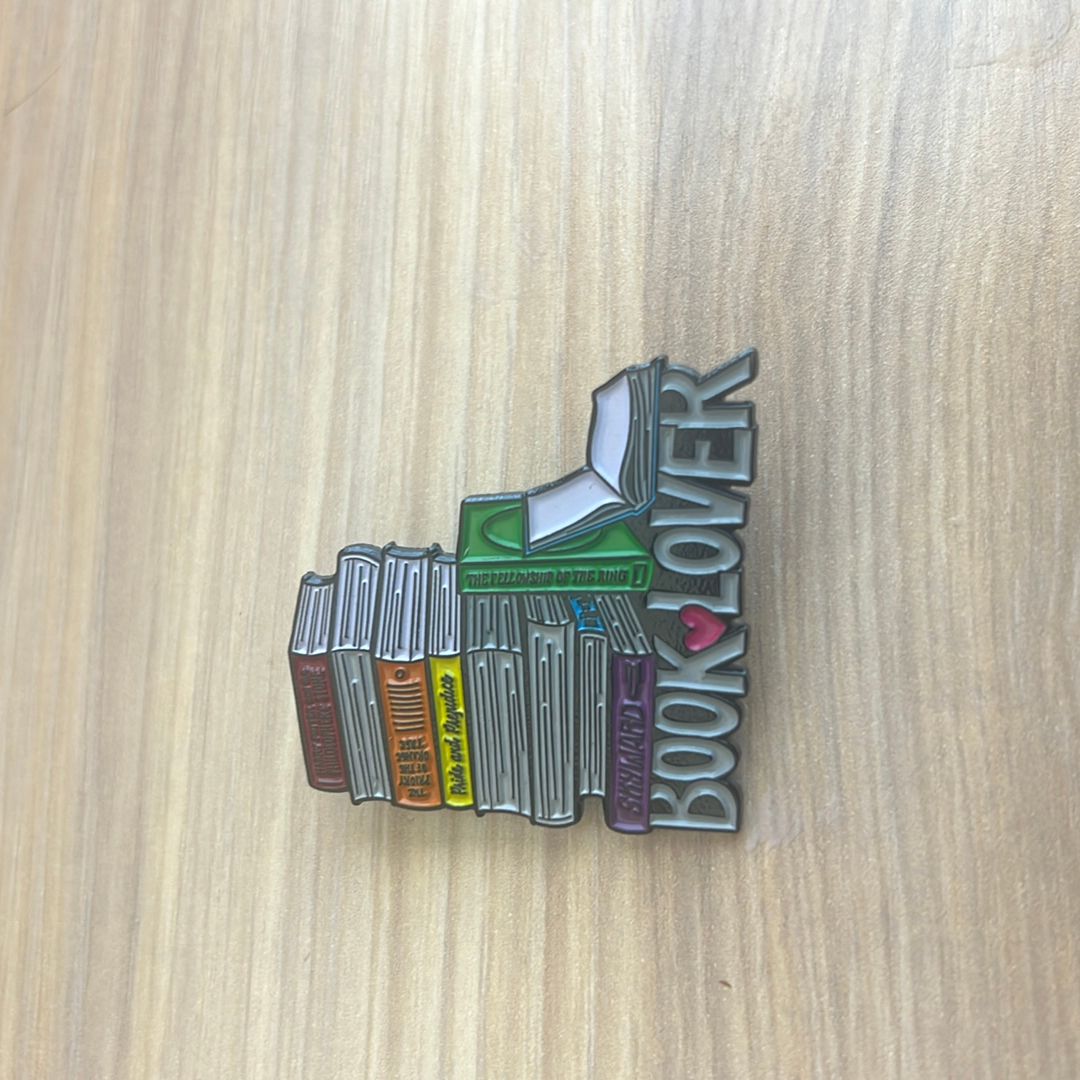 “Book Lover” pin