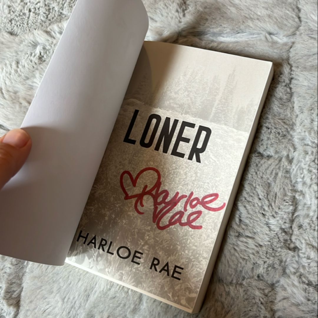 Loner *Signed by Author* by Harloe Rae, Paperback | Pangobooks