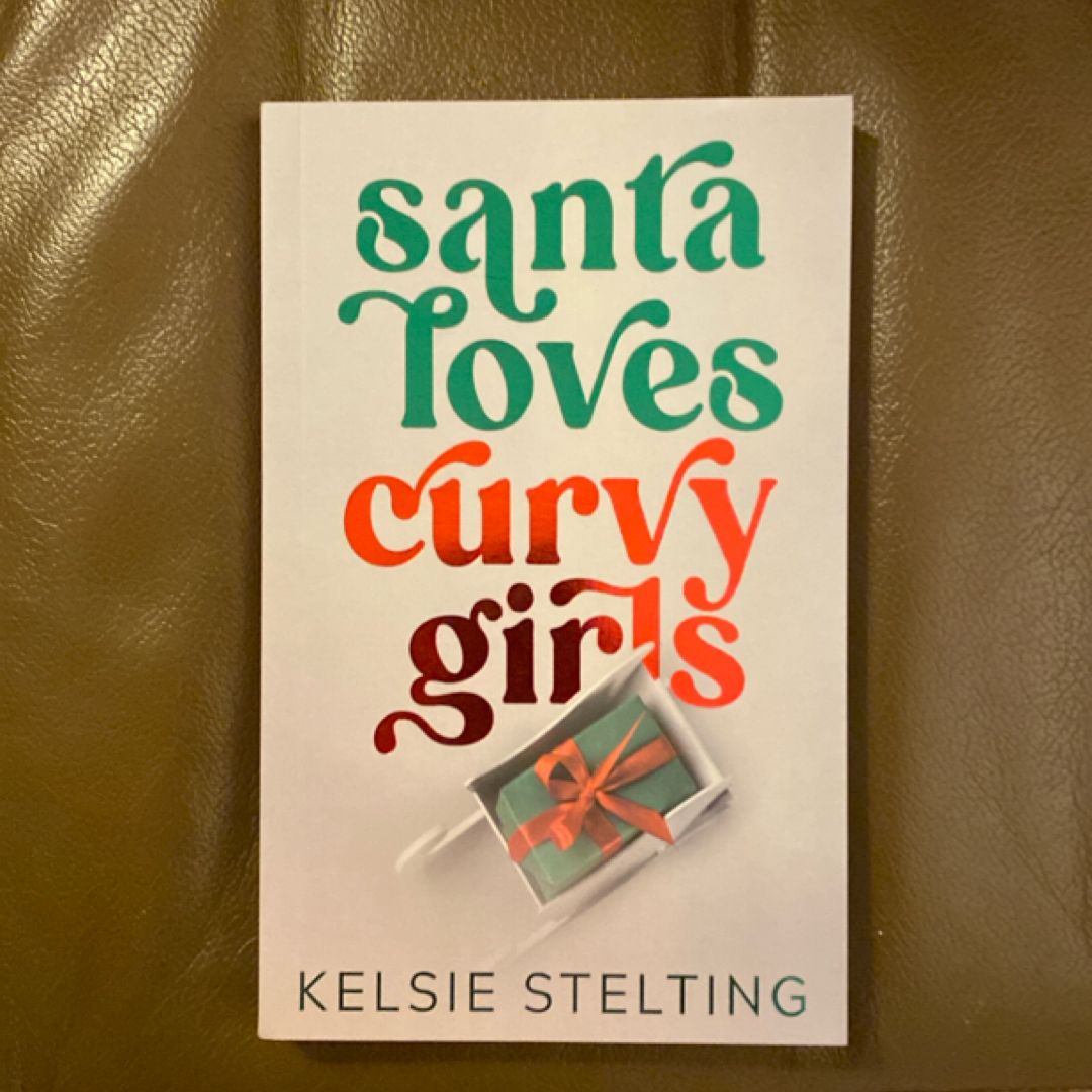 Santa Loves Curvy Girls