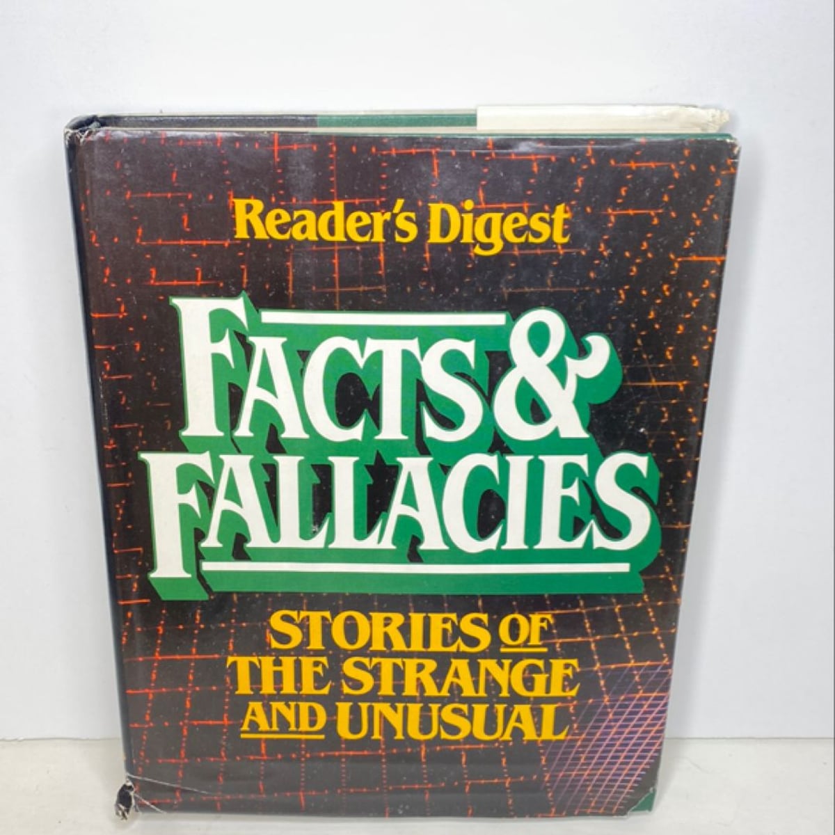Facts and Fallacies by Reader's Digest Editors