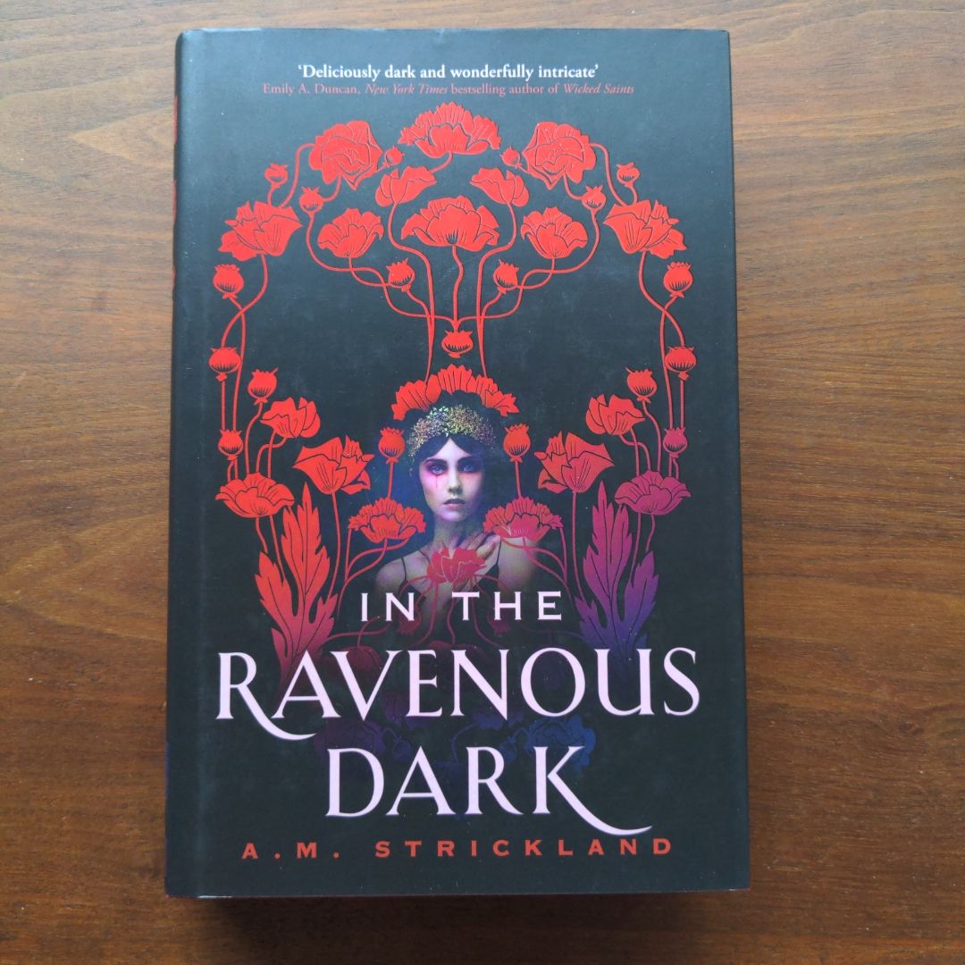 Illumicrate In The Ravenous Dark