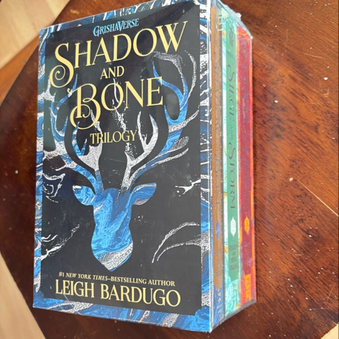 The Shadow and Bone Trilogy Boxed Set