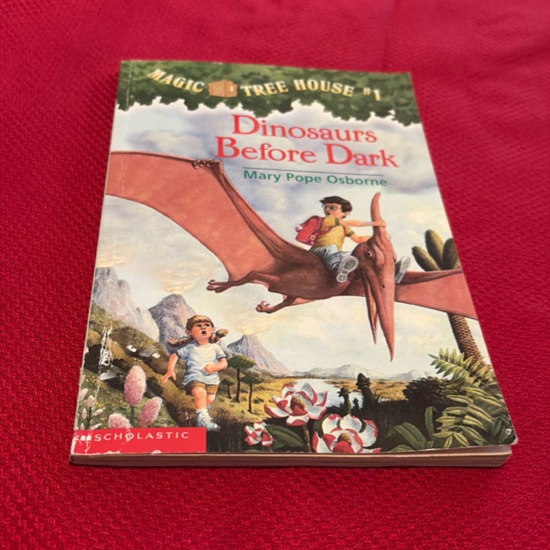 Dinosaurs Before Dark