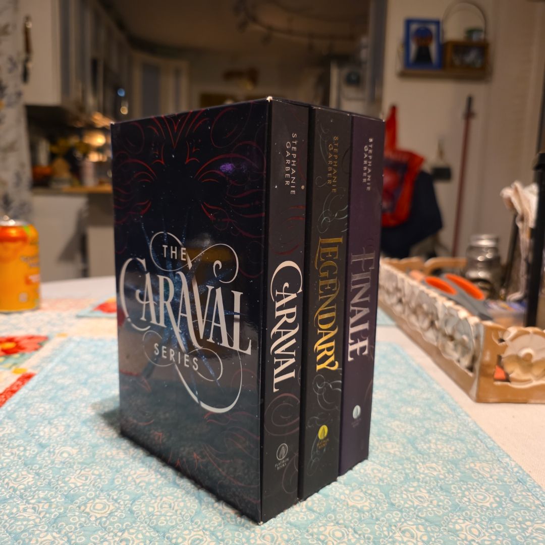 Caraval Paperback Boxed Set