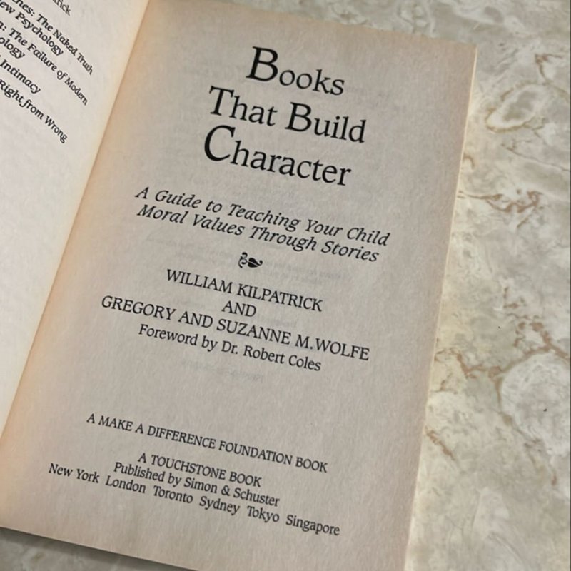 Books That Build Character by William Kilpatrick, Paperback | Pangobooks