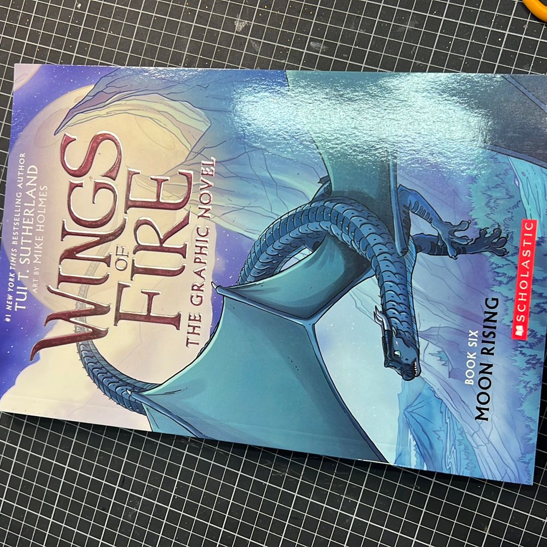 Moon Rising: a Graphic Novel (Wings of Fire Graphic Novel #6)
