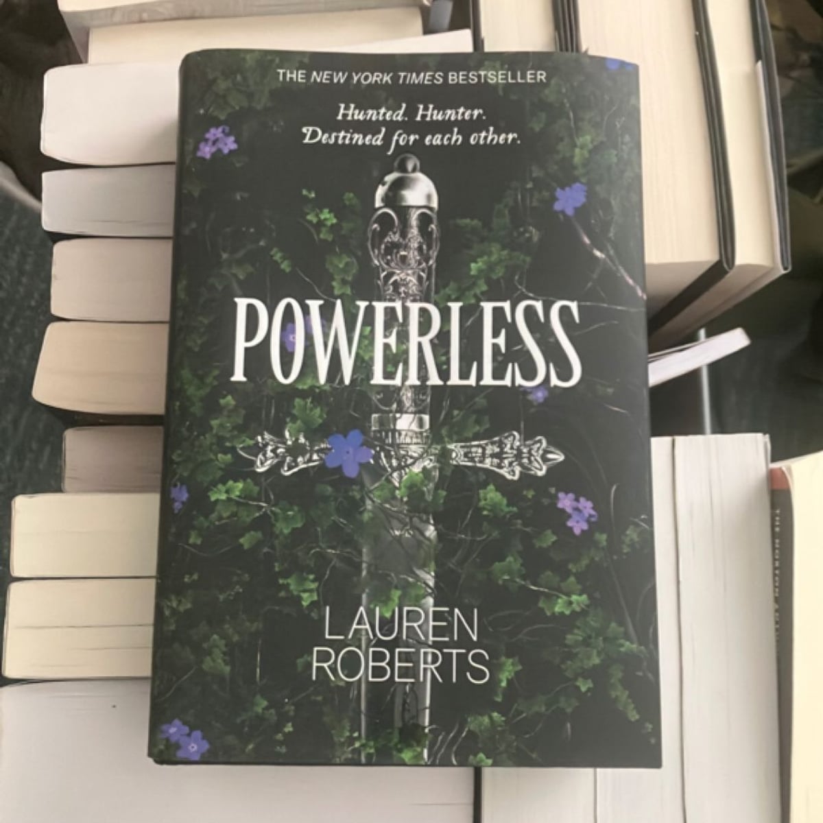 Powerless by Lauren Roberts, Hardcover | Pangobooks