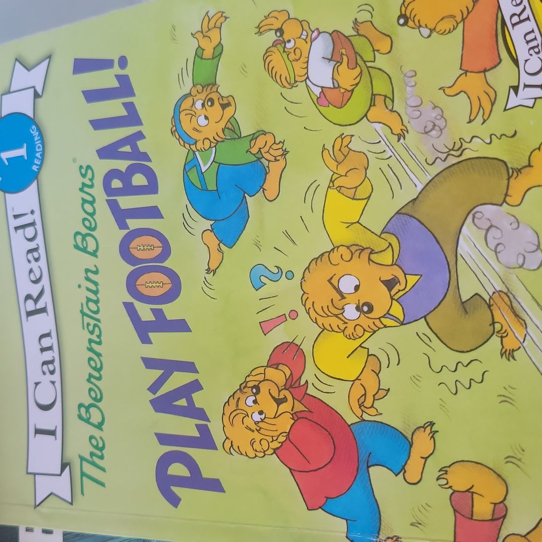 The Berenstain Bears Play Football!