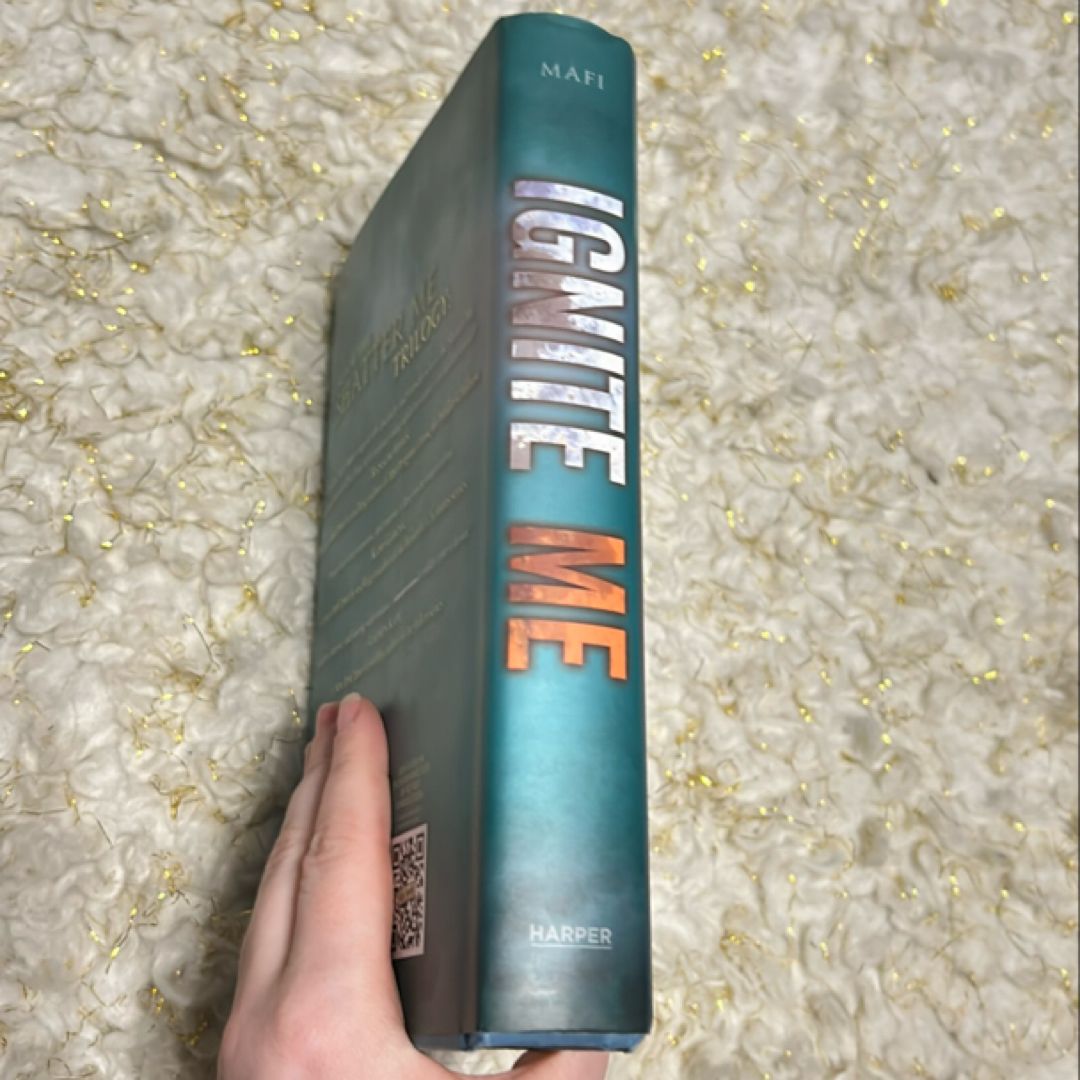 Ignite Me by Tahereh Mafi, Hardcover | Pangobooks