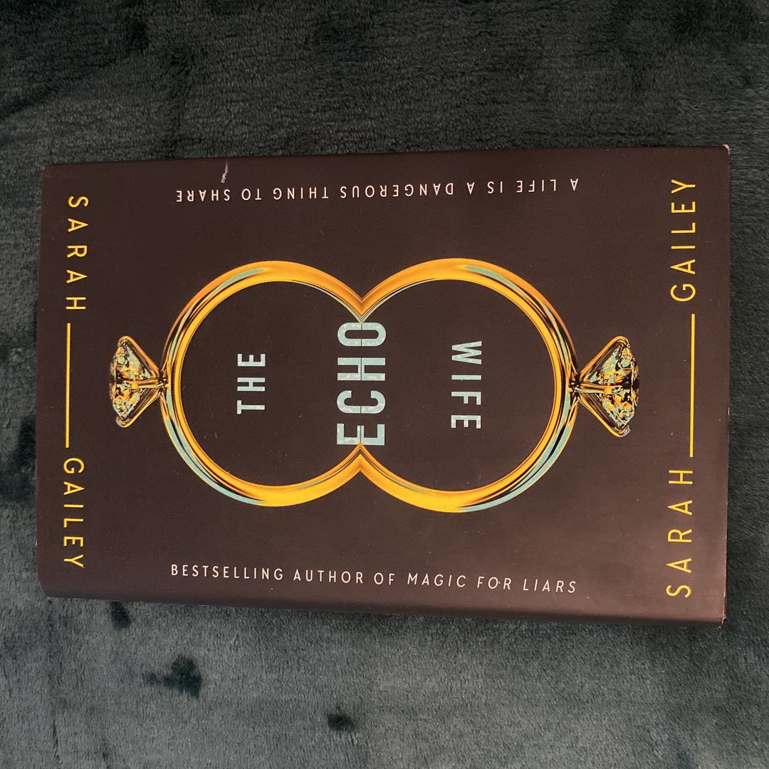 The Echo Wife